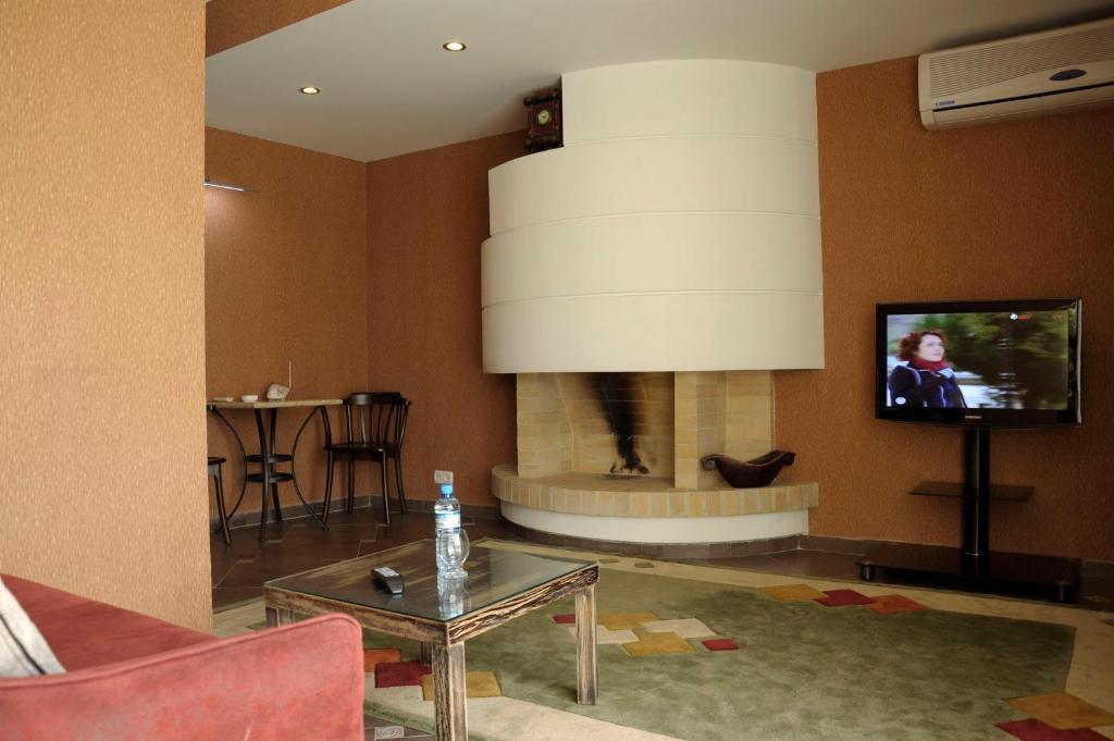Prestige Palace - Esquisse Hotel تبليسي الغرفة الصورة