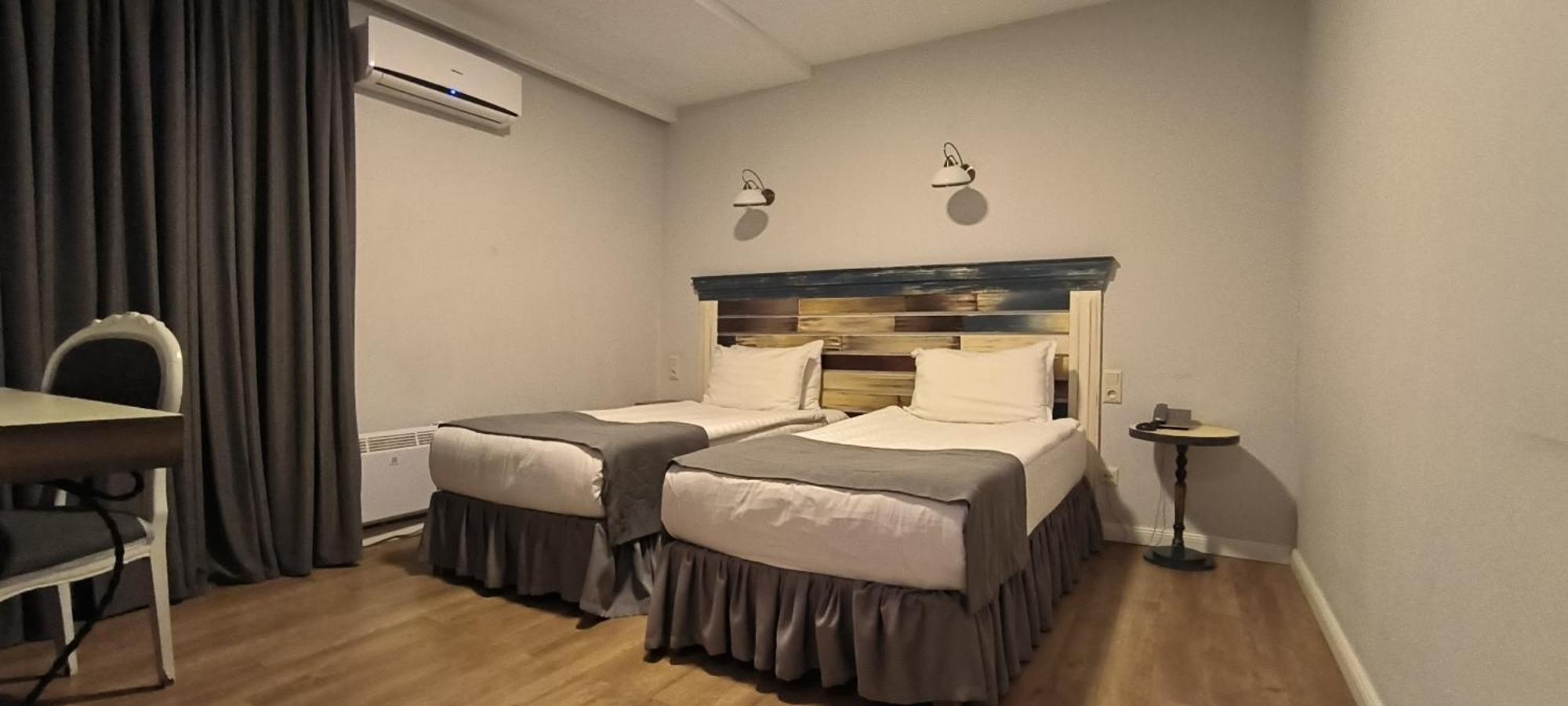 Prestige Palace - Esquisse Hotel تبليسي الغرفة الصورة