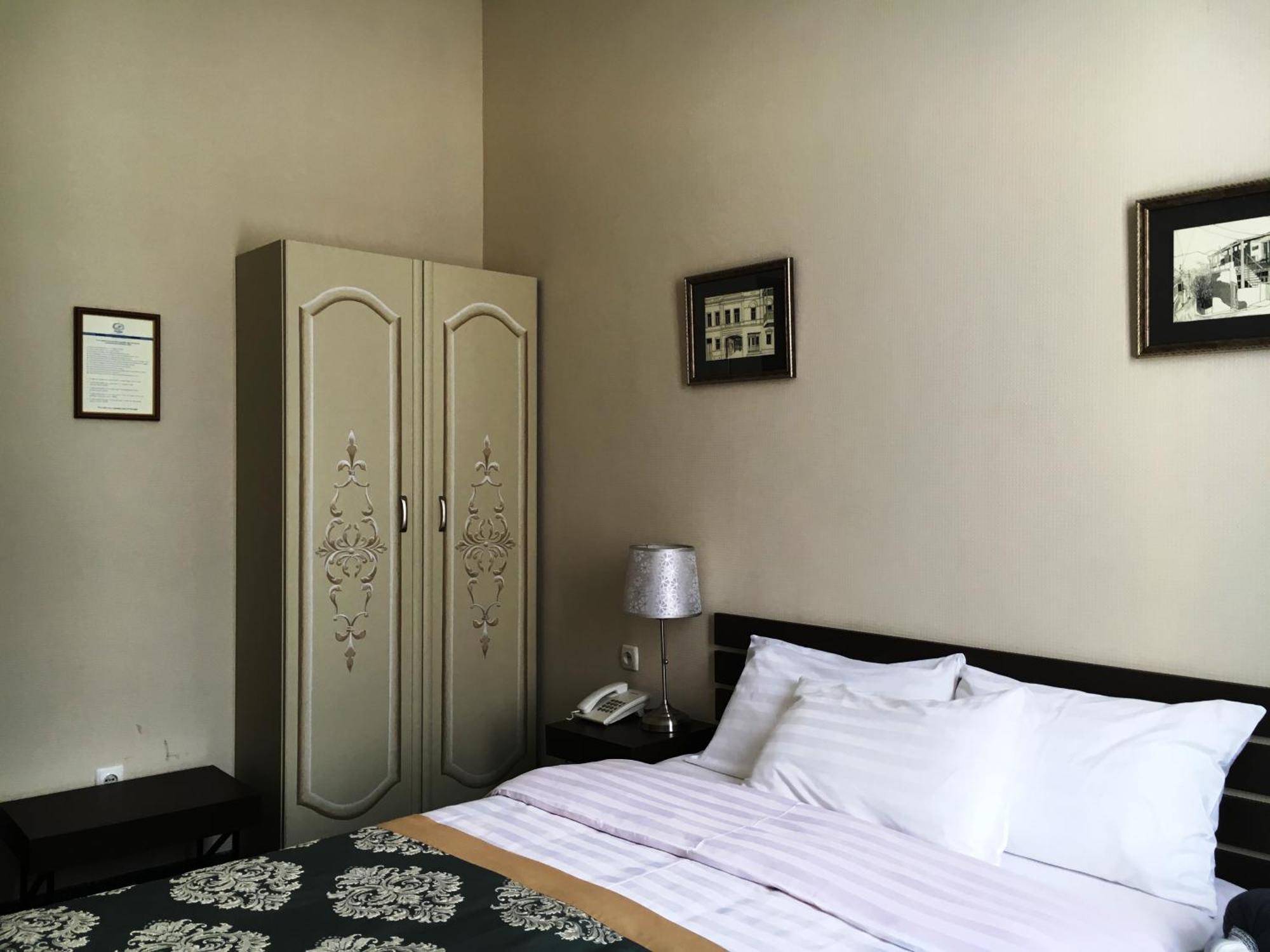 Prestige Palace - Esquisse Hotel تبليسي الغرفة الصورة