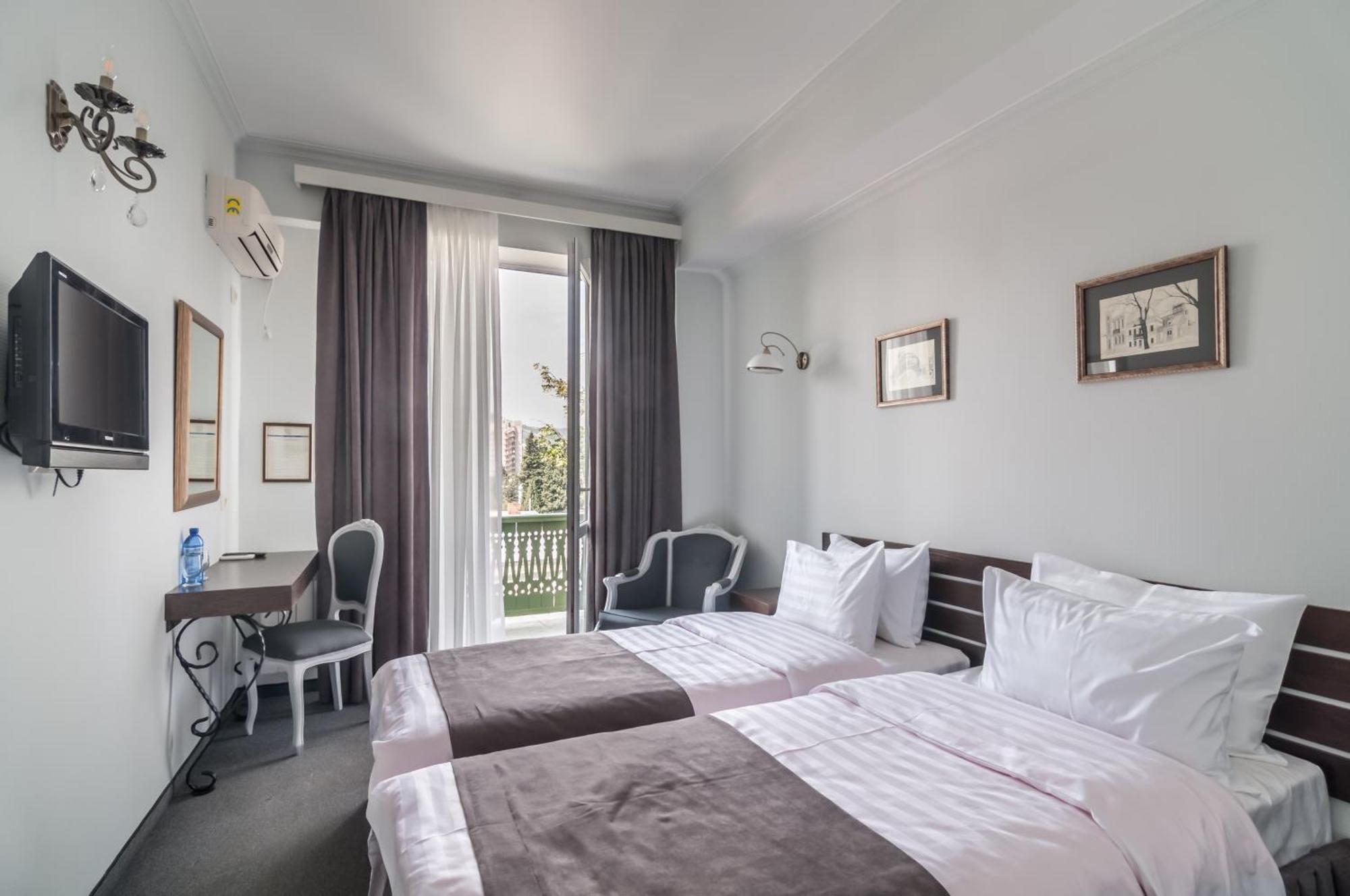 Prestige Palace - Esquisse Hotel تبليسي المظهر الخارجي الصورة