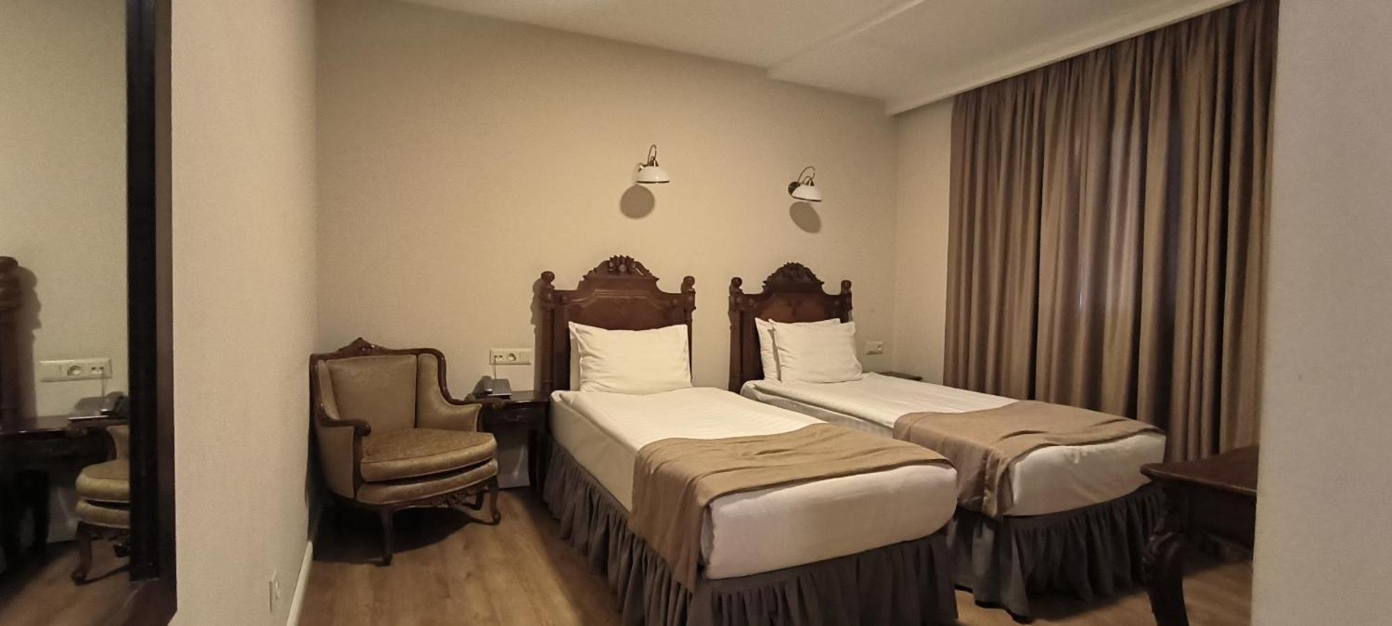 Prestige Palace - Esquisse Hotel تبليسي الغرفة الصورة